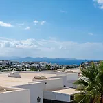 3br - Private Heated Pool - Parking Villa