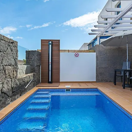 Vila 3br - Private Heated Pool - Parking